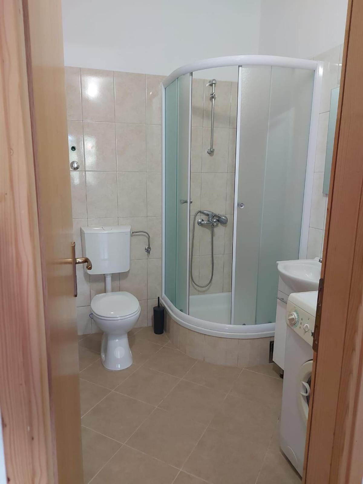 Apartmani Neva Makarska Kültér fotó